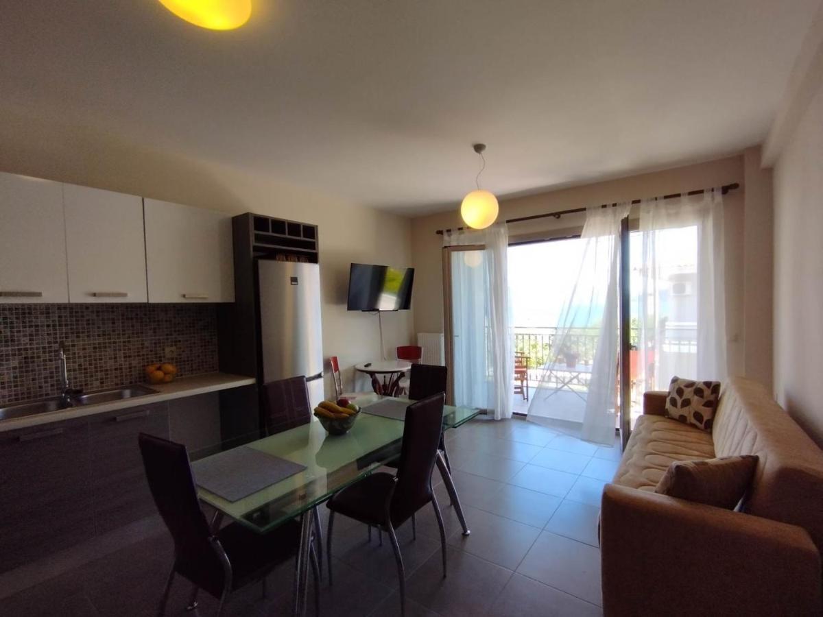 D'Angelos Apartments Karavomylos Exteriér fotografie