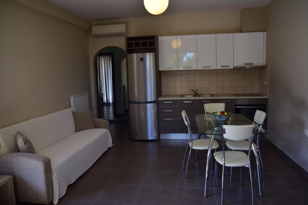D'Angelos Apartments Karavomylos Exteriér fotografie